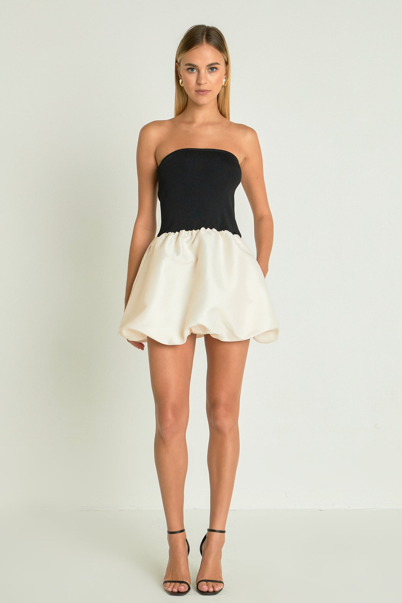 Endless Rose - Strapless Voluminous Mini Dress Black / M Endless Rose - Strapless Voluminous Mini Dress Black / M