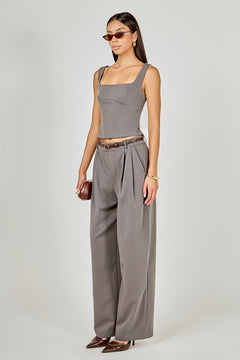 Relaxed Trouser with Pleats