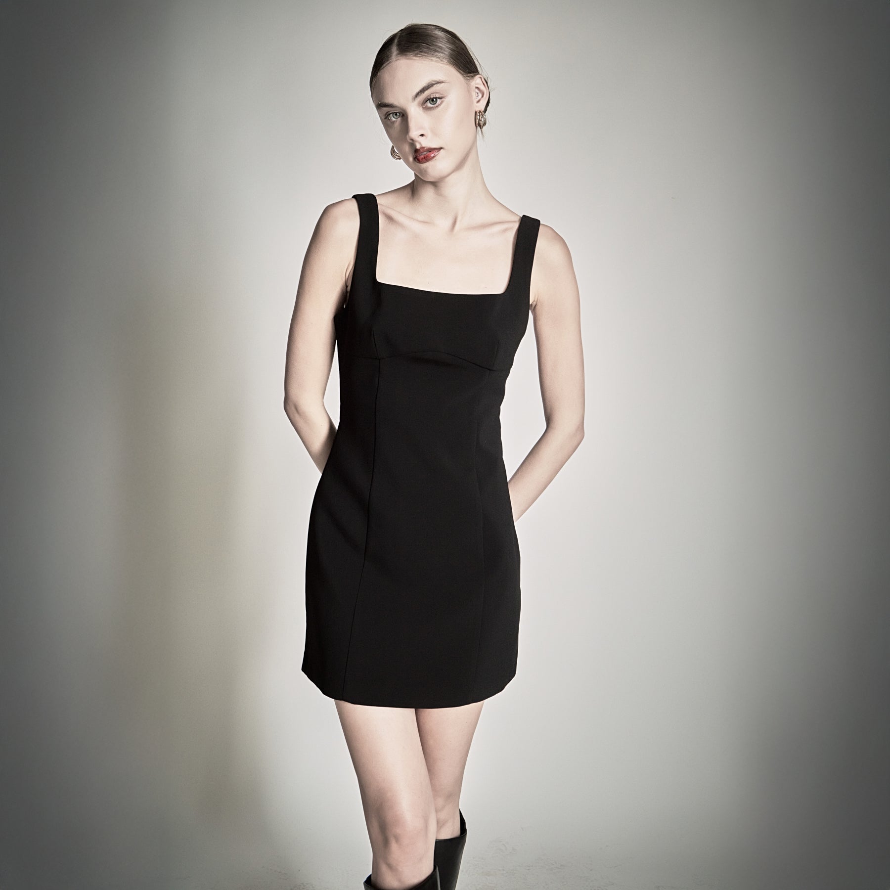 Back Bow Sleeveless Mini Dress