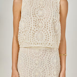 Textured Sleeveless Cropped Top