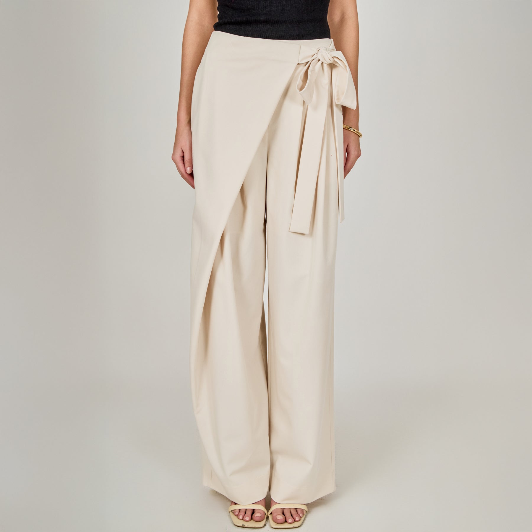 Strap Tie Wrapped Pants