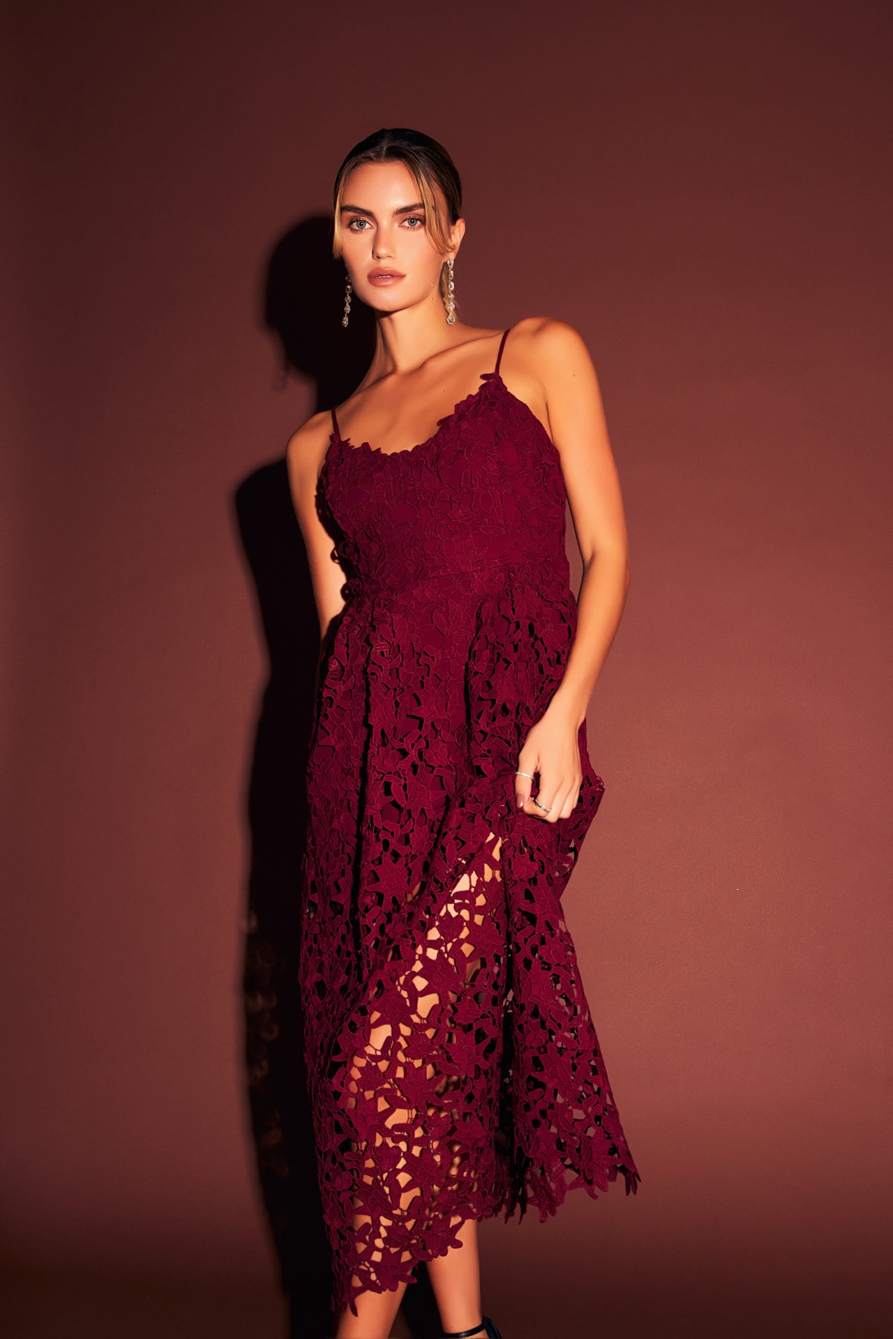 Lace Midi Dress – Endless Rose