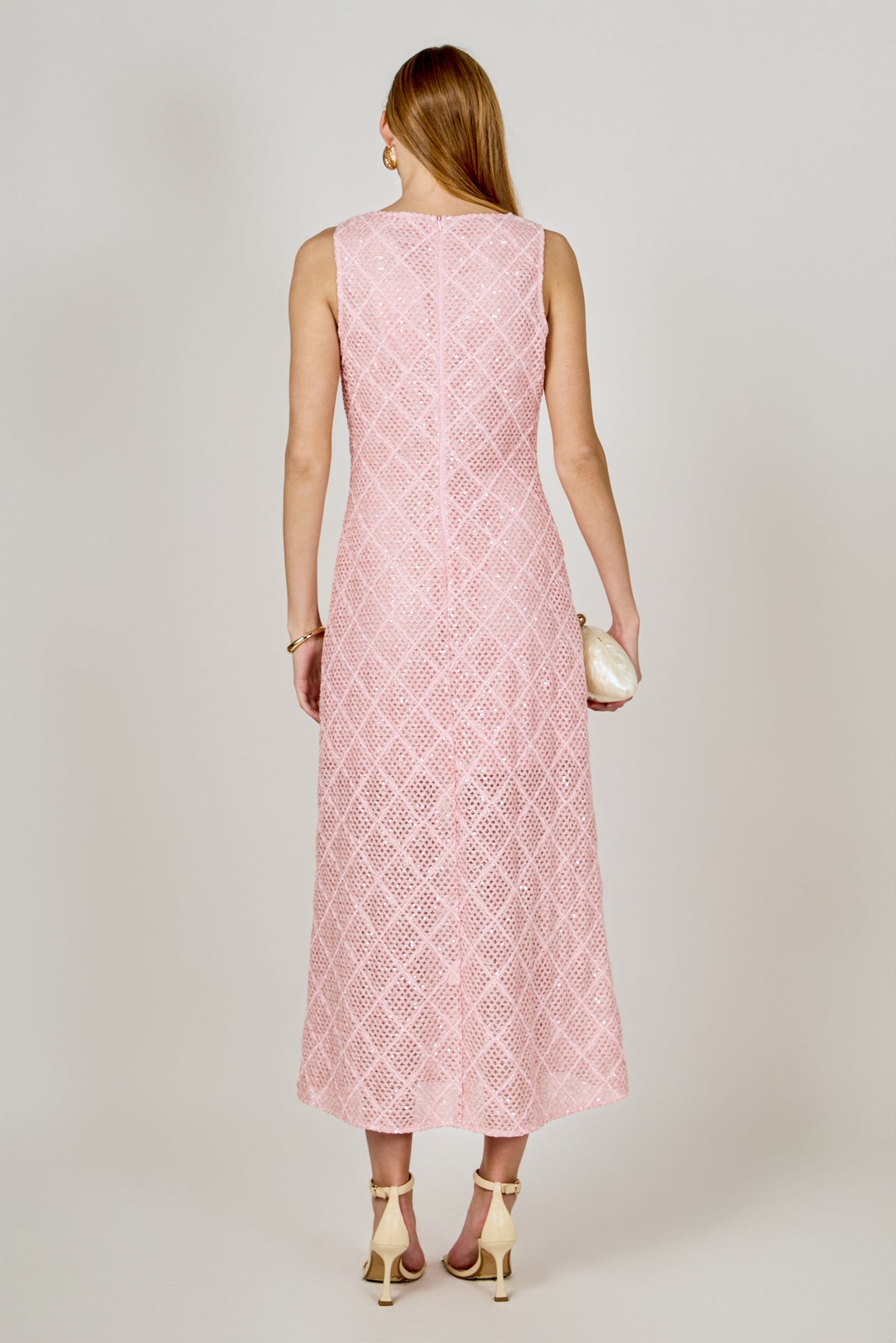 endless rose sleeveless textured midi dress Anthropologie In Pink Maxi dresses Become the envy of any event in our stylish Textured Sleeveless Maxi Dress Endless Rose - Textured Sleeveless