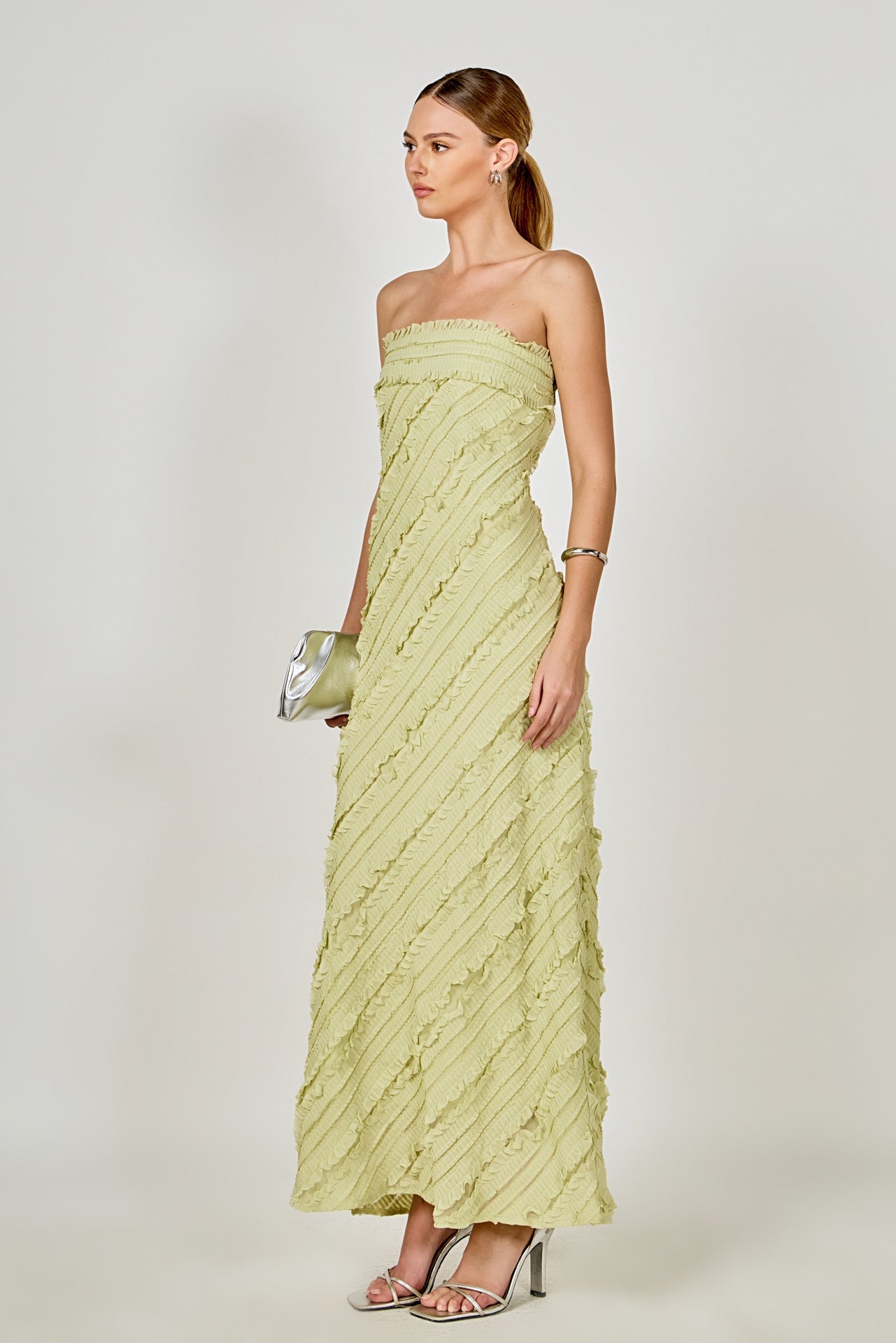 Endless Rose - Strapless Ruffled Maxi Dress Black / XL Endless Rose - Strapless Ruffled Maxi Dress Black / XL