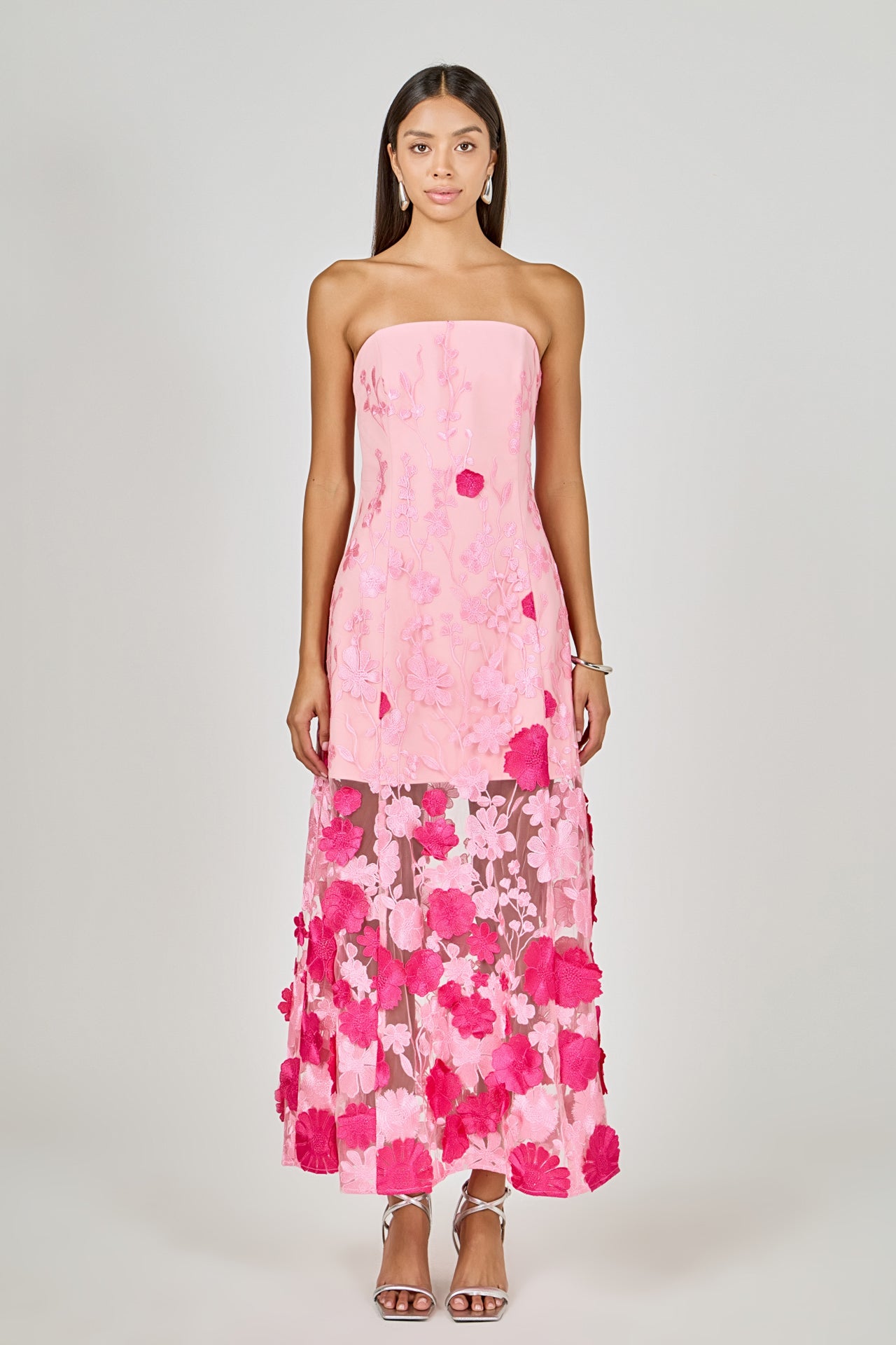 Embroidered 3D Applique Strapless Maxi Dress Embroidered 3D Applique Strapless Maxi Dress