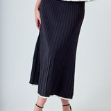 Knit Pleated Tip Detail Midi Skirt