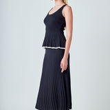 Knit Pleated Tip Detail Midi Skirt