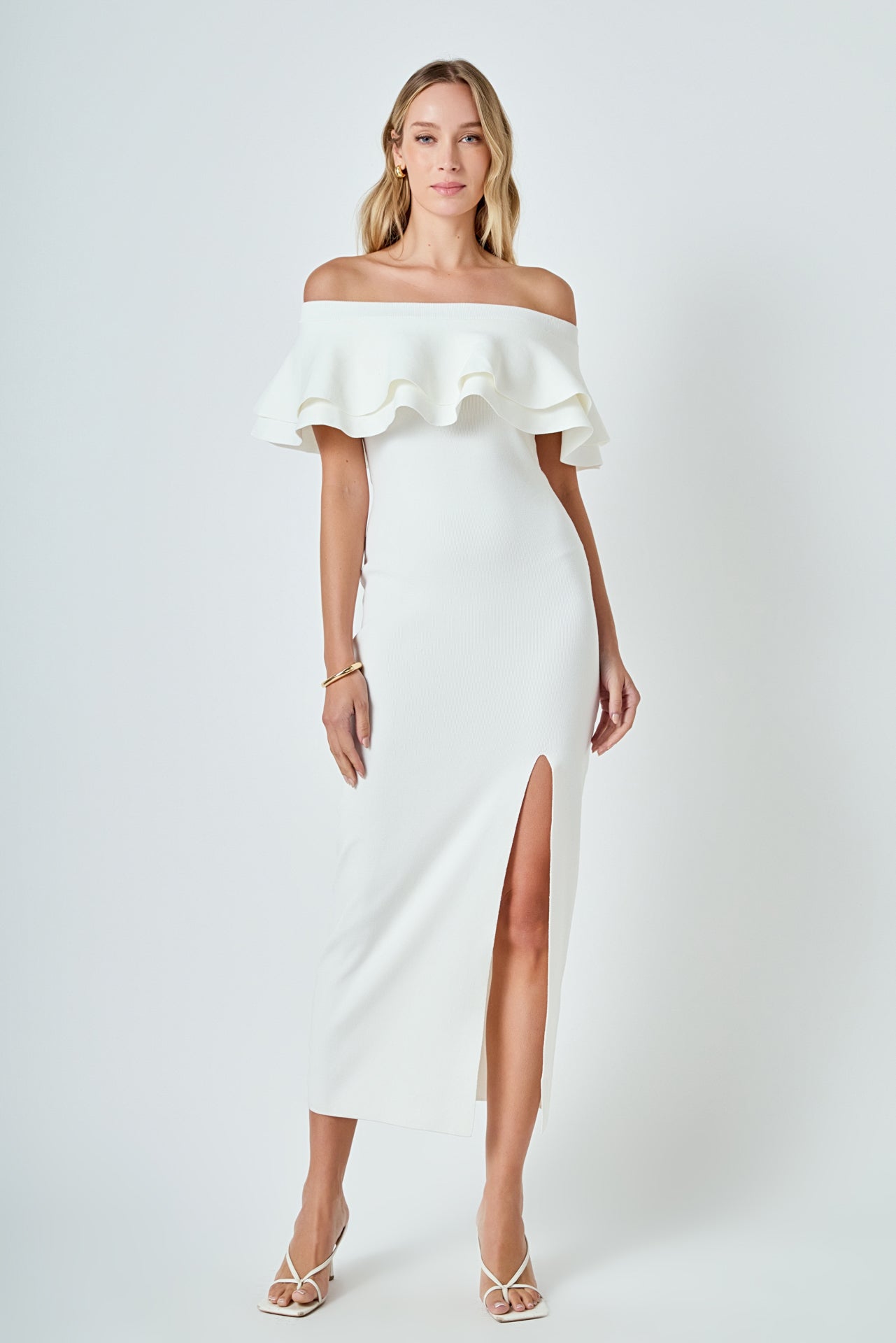 Endless Rose - Off the Shoulder Ruffle Maxi Dress White / XS Endless Rose - Off the Shoulder Ruffle Maxi Dress White / XS