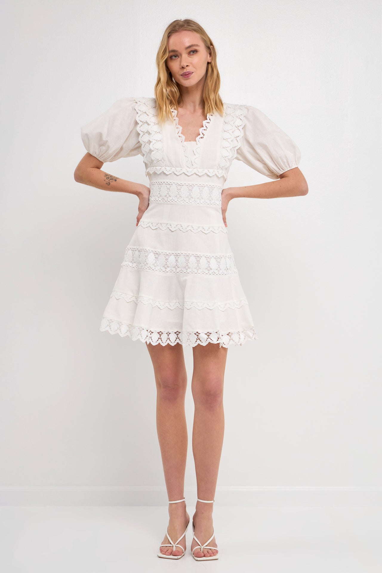 Puff Sleeve Plunging Lace Dress - Final Sale