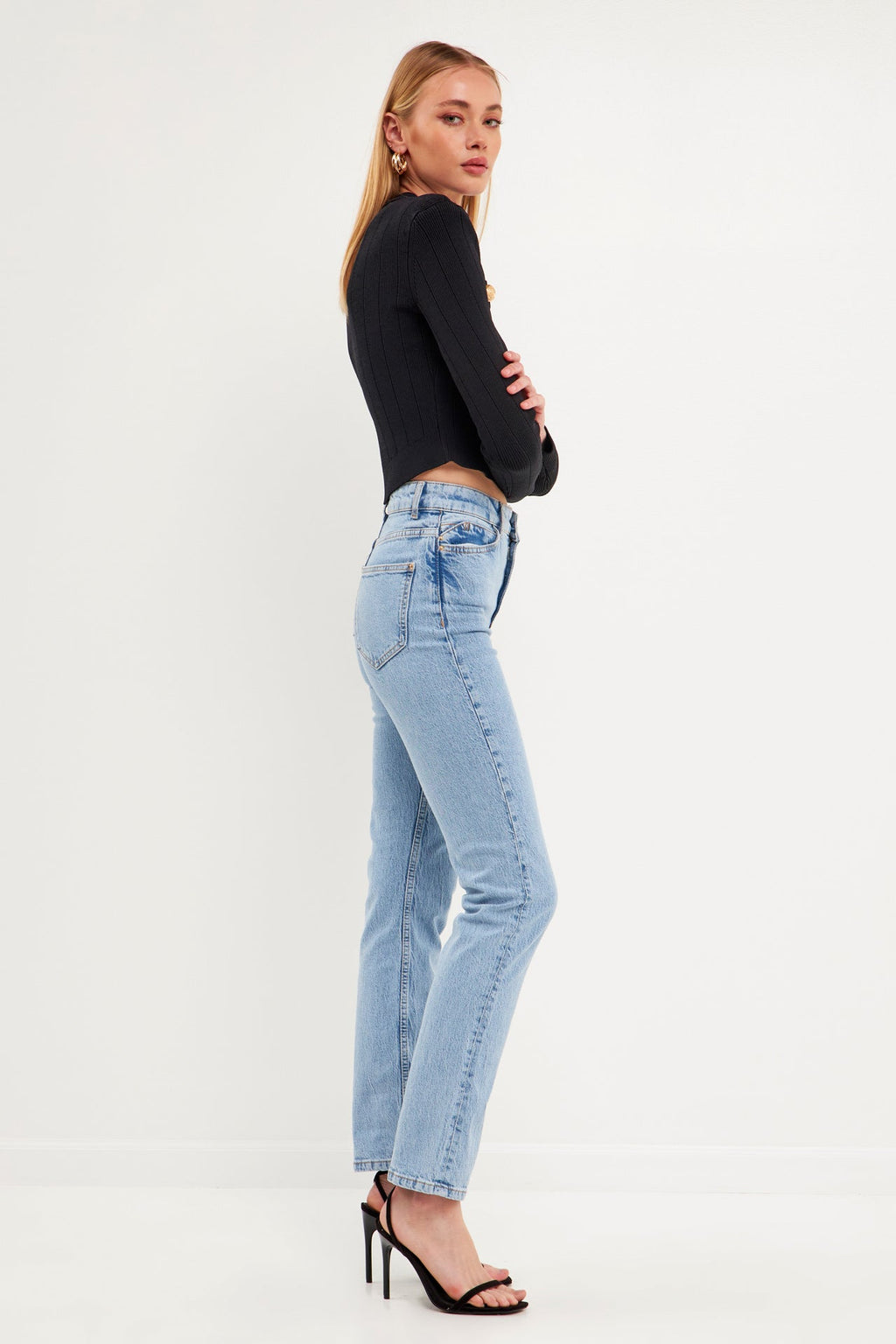 NA Cropped Cardigan