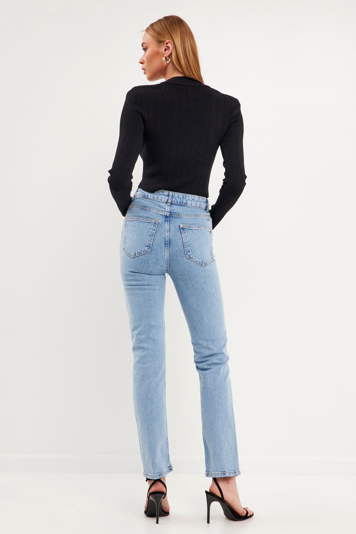 NA Cropped Cardigan